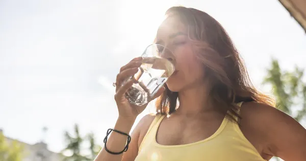 Calor extremo e eletrólitos — Dicas para se manter hidratado